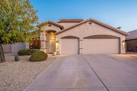 461 E Palomino Dr, Gilbert, AZ 85296 photo 1