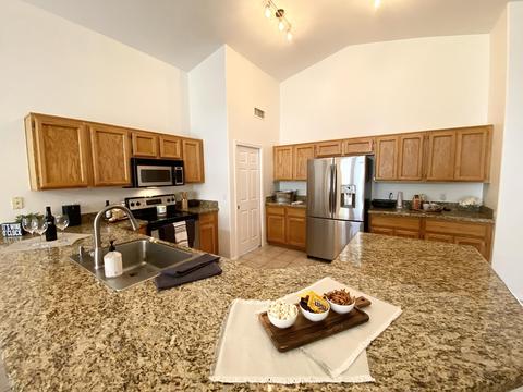 461 E Palomino Dr, Gilbert, AZ 85296 photo 3