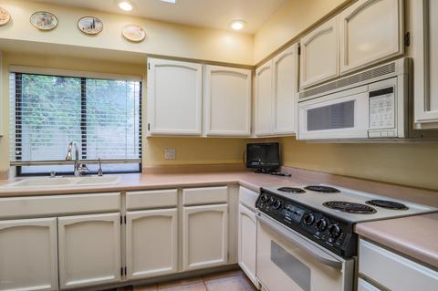 1819 E Desert Park Ln, Phoenix, AZ 85020 photo 14