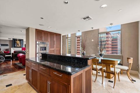2402 Esplanade Ln #1001, Phoenix, AZ 85016 photo 11