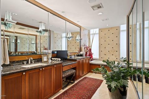 2402 Esplanade Ln #1001, Phoenix, AZ 85016 photo 21