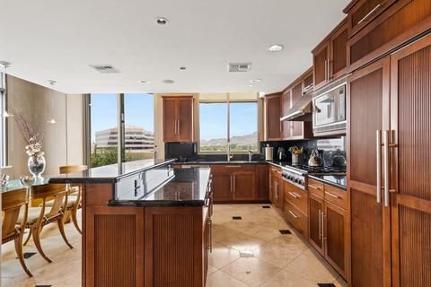 2402 Esplanade Ln #1001, Phoenix, AZ 85016 photo 14