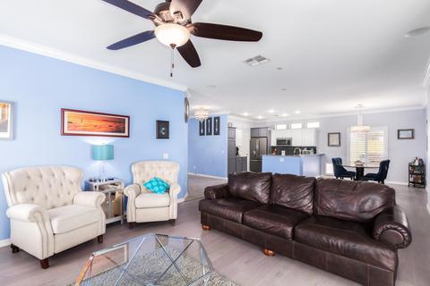 1438 E Valencia Dr, Phoenix, AZ 85042 photo 3