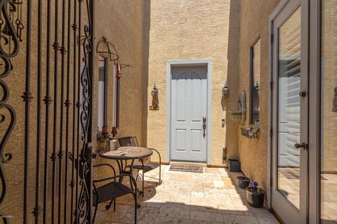 1438 E Valencia Dr, Phoenix, AZ 85042 photo 2