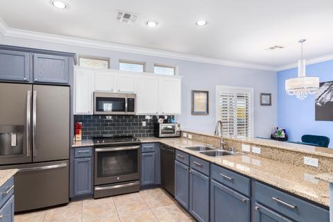 1438 E Valencia Dr, Phoenix, AZ 85042 photo 6