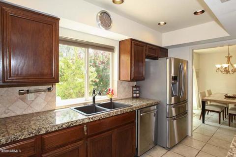 951 E Lois Ln, Phoenix, AZ 85020 photo 4