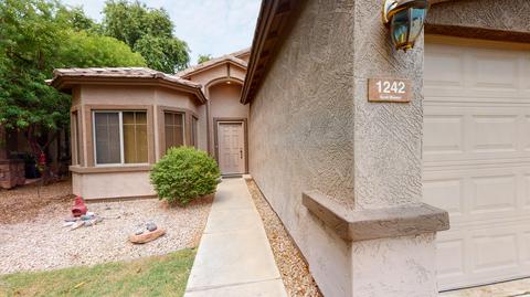 1242 S Kendra St, Gilbert, AZ 85296 photo 5