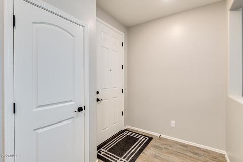 1545 E St Catherine Ave, Phoenix, AZ 85042 photo 5