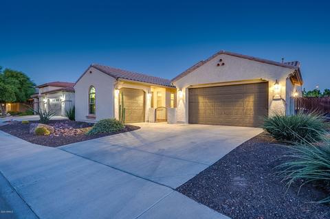 1849 E Indigo St, Gilbert, AZ 85298 photo 1