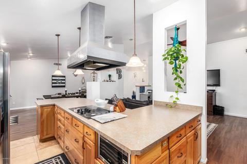 916 E Grandview Rd, Phoenix, AZ 85022 photo 9