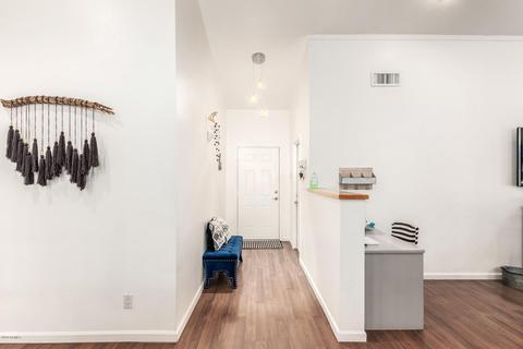 916 E Grandview Rd, Phoenix, AZ 85022 photo 3