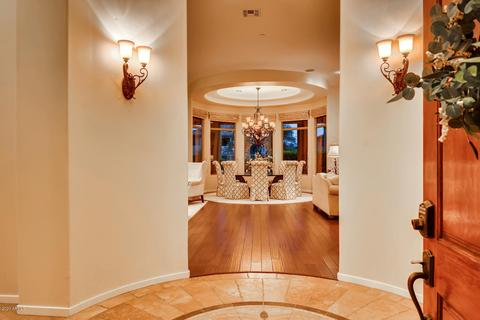 3847 Expedition Way, Phoenix, AZ 85050 photo 5