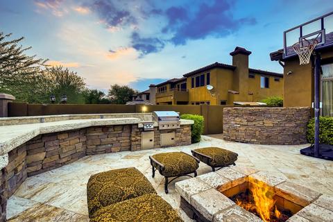 3847 Expedition Way, Phoenix, AZ 85050 photo 38