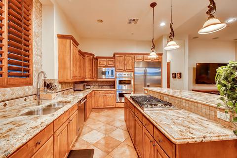 3847 Expedition Way, Phoenix, AZ 85050 photo 14