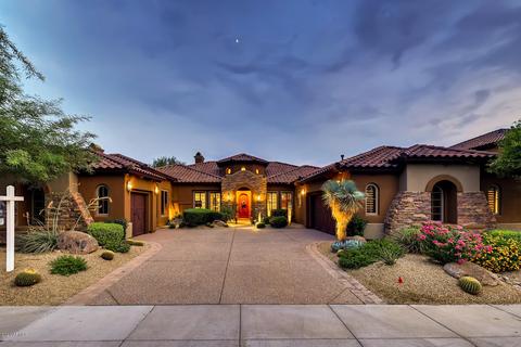 3847 Expedition Way, Phoenix, AZ 85050 photo 1
