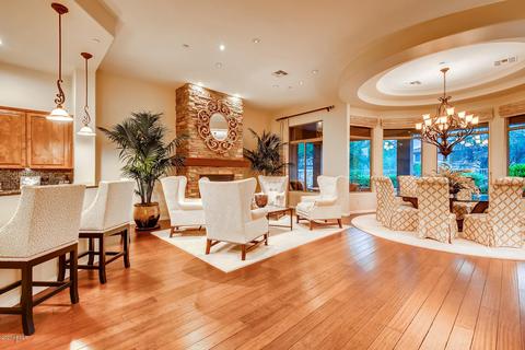 3847 Expedition Way, Phoenix, AZ 85050 photo 9