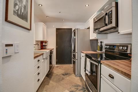 1006 W Aruba Dr, Gilbert, AZ 85233 photo 13