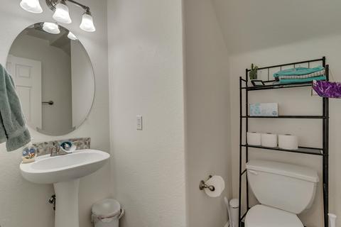 3328 E Blackhawk Dr, Phoenix, AZ 85050 photo 7