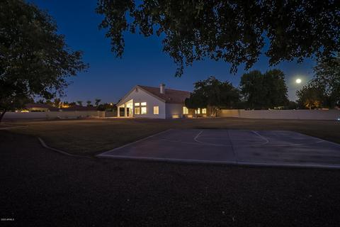 64 S Equestrian Ct, Gilbert, AZ 85296 photo 88