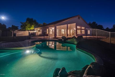 64 S Equestrian Ct, Gilbert, AZ 85296 photo 2