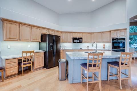 64 S Equestrian Ct, Gilbert, AZ 85296 photo 21
