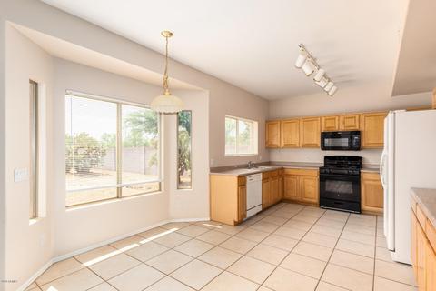 4215 E Tether Trl, Phoenix, AZ 85050 photo 14