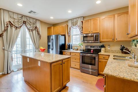 2633 S Harmony Ave, Gilbert, AZ 85295 photo 8