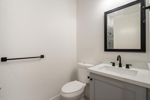 318 E Tuckey Ln, Phoenix, AZ 85012 photo 26