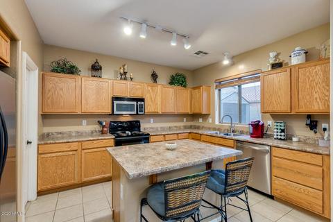 2057 S Falcon Dr, Gilbert, AZ 85295 photo 20