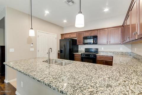 2904 S Hansen Dr, Gilbert, AZ 85295 photo 8