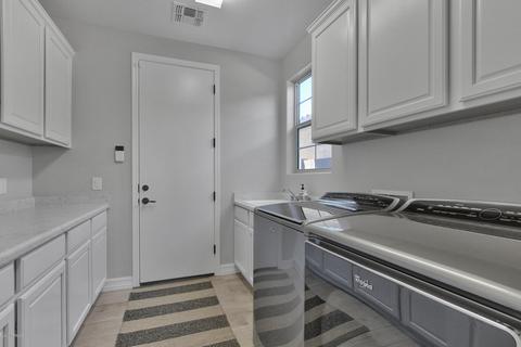 3280 E Louise Dr, Phoenix, AZ 85050 photo 13