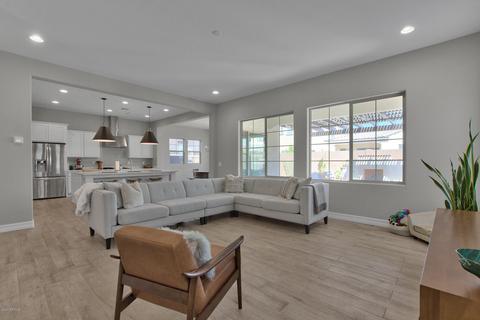 3280 E Louise Dr, Phoenix, AZ 85050 photo 12