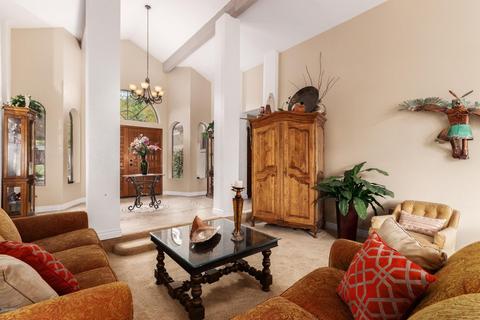 545 E Park Ave, Gilbert, AZ 85234 photo 10