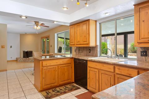 2234 E Palmaire Ave, Phoenix, AZ 85020 photo 8