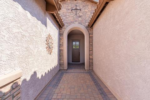 8737 E Jacaranda St, Mesa, AZ 85207 photo 3