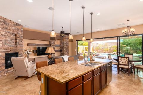 8737 E Jacaranda St, Mesa, AZ 85207 photo 12