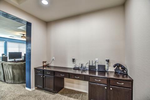 3550 E Comstock Dr, Gilbert, AZ 85296 photo 46