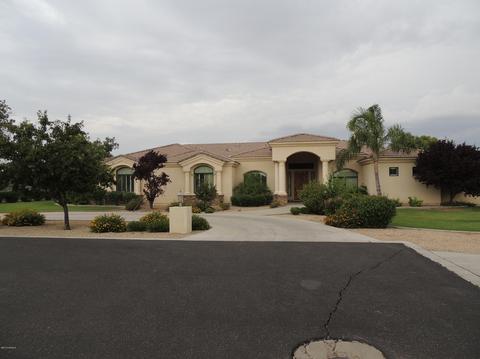 81 E Toledo Ct, Gilbert, AZ 85295 photo 1