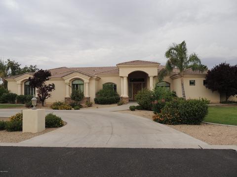 81 E Toledo Ct, Gilbert, AZ 85295 photo 2