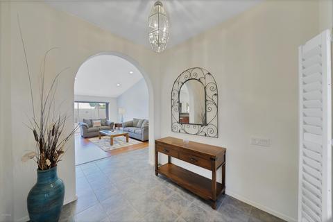 3531 E Rosemonte Dr, Phoenix, AZ 85050 photo 6