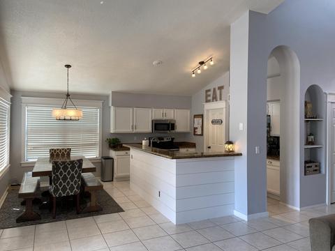 2831 E Laurel St, Mesa, AZ 85213 photo 2