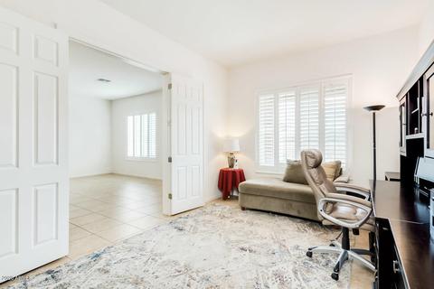 2934 E Caldwell St, Phoenix, AZ 85042 photo 4