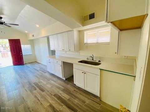313 E Carol Ave, Phoenix, AZ 85020 photo 5