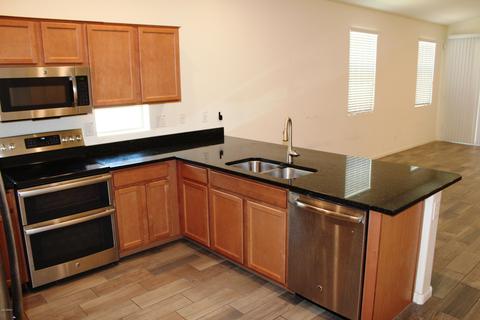 1614 E Chanute Pass, Phoenix, AZ 85040 photo 5
