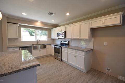 934 E Driftwood Dr, Tempe, AZ 85283 photo 6