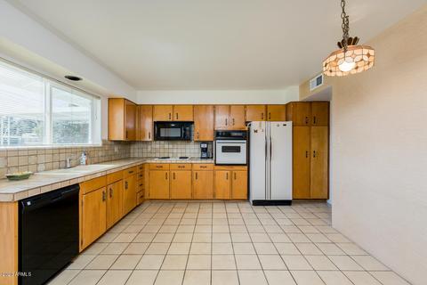 6242 N 34th Dr, Phoenix, AZ 85017 photo 4