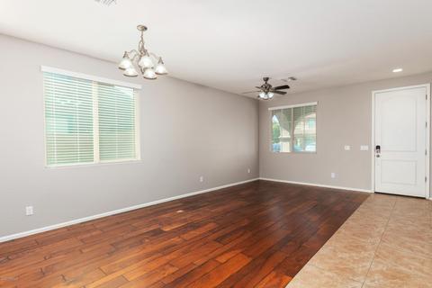 963 Euclid Ave, Gilbert, AZ 85297 photo 6
