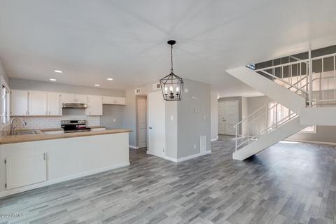 3221 W Echo Ln, Phoenix, AZ 85051 photo 10