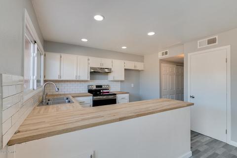 3221 W Echo Ln, Phoenix, AZ 85051 photo 11