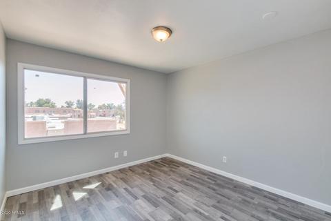 3221 W Echo Ln, Phoenix, AZ 85051 photo 24